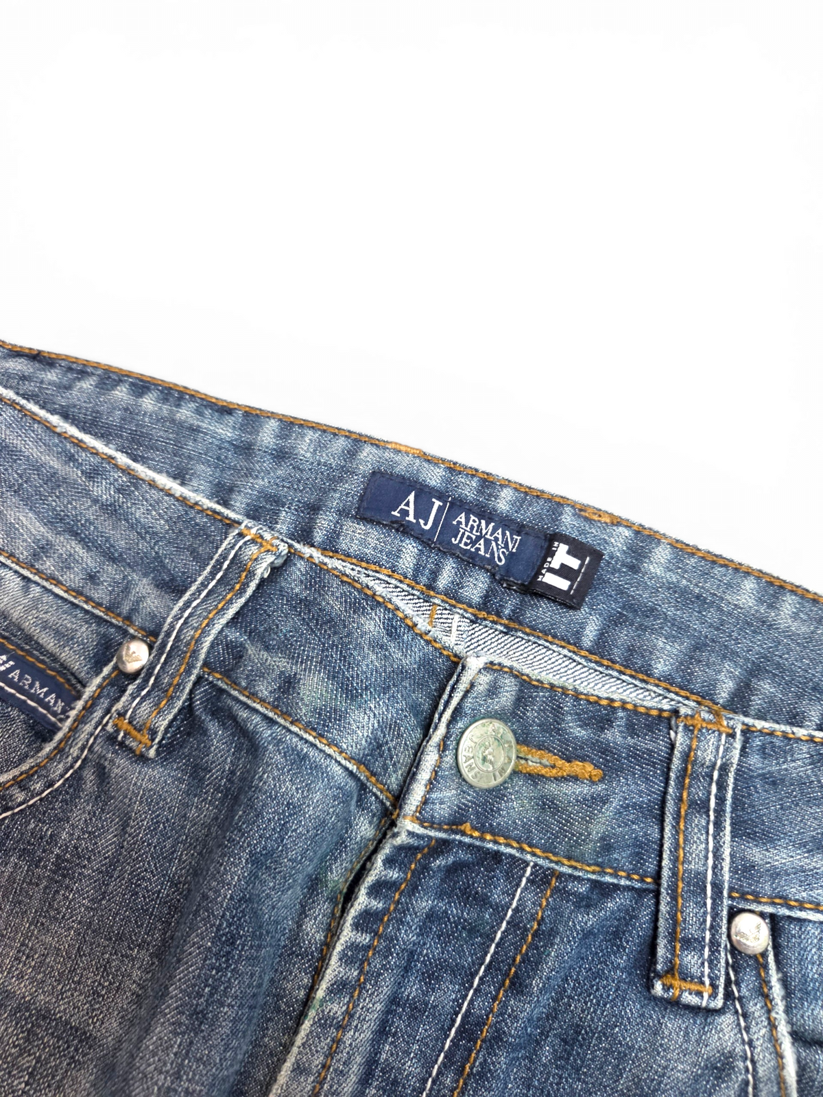 Armani jeans — leg and hem detail